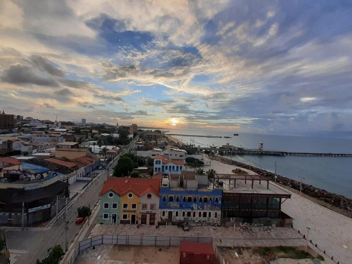 605 Flat Mobiliado Com Vista Lateral Mar Na Praia De Iracema Com Ventilador Fortaleza  Eksteriør billede